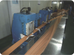 ZCN077-2、3、4米 汽發(fā)、水發(fā)線圈變位雙頭壓型機(jī)